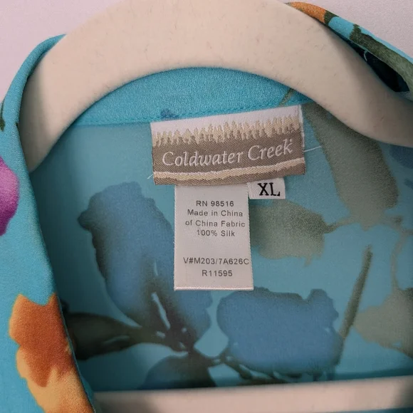 Coldwater Creek 100% Silk Floral Blouse - Picture 7 of 10
